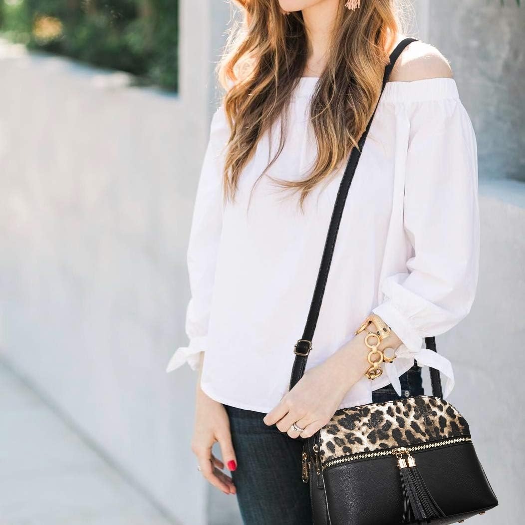 Women Tassel Zipper Pocket Crossbody Bag Shoulder Purse Fashion Travel Bag with Multi Pockets