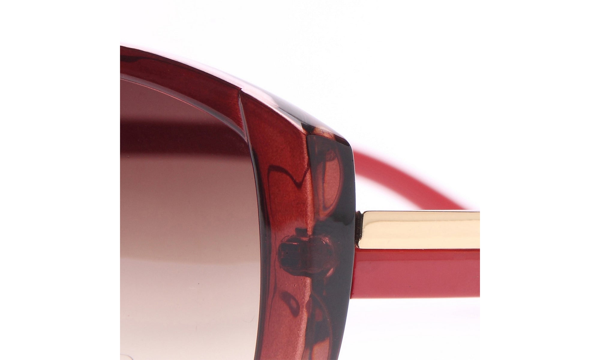 Dasein Classic Round Sunglasses with Soft Pointy Angles and Side Metallic Accent