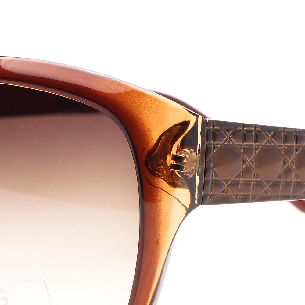 Dasein Oversized Fashion Sunglasses with Quilt-like Texture Design on Side